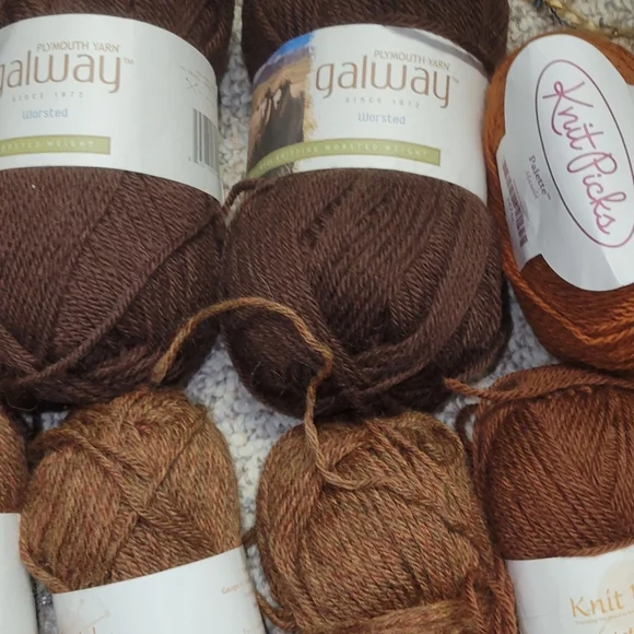 Assorted Wool Yarn Bundle - Brown and Orange Tones - Picture 3 of 11